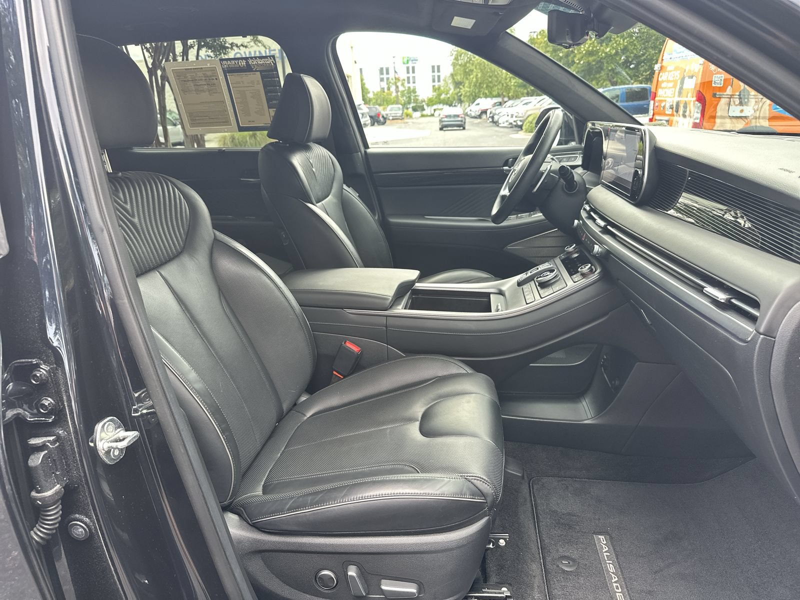 Used 2024 Hyundai Palisade Calligraphy FWD image 22
