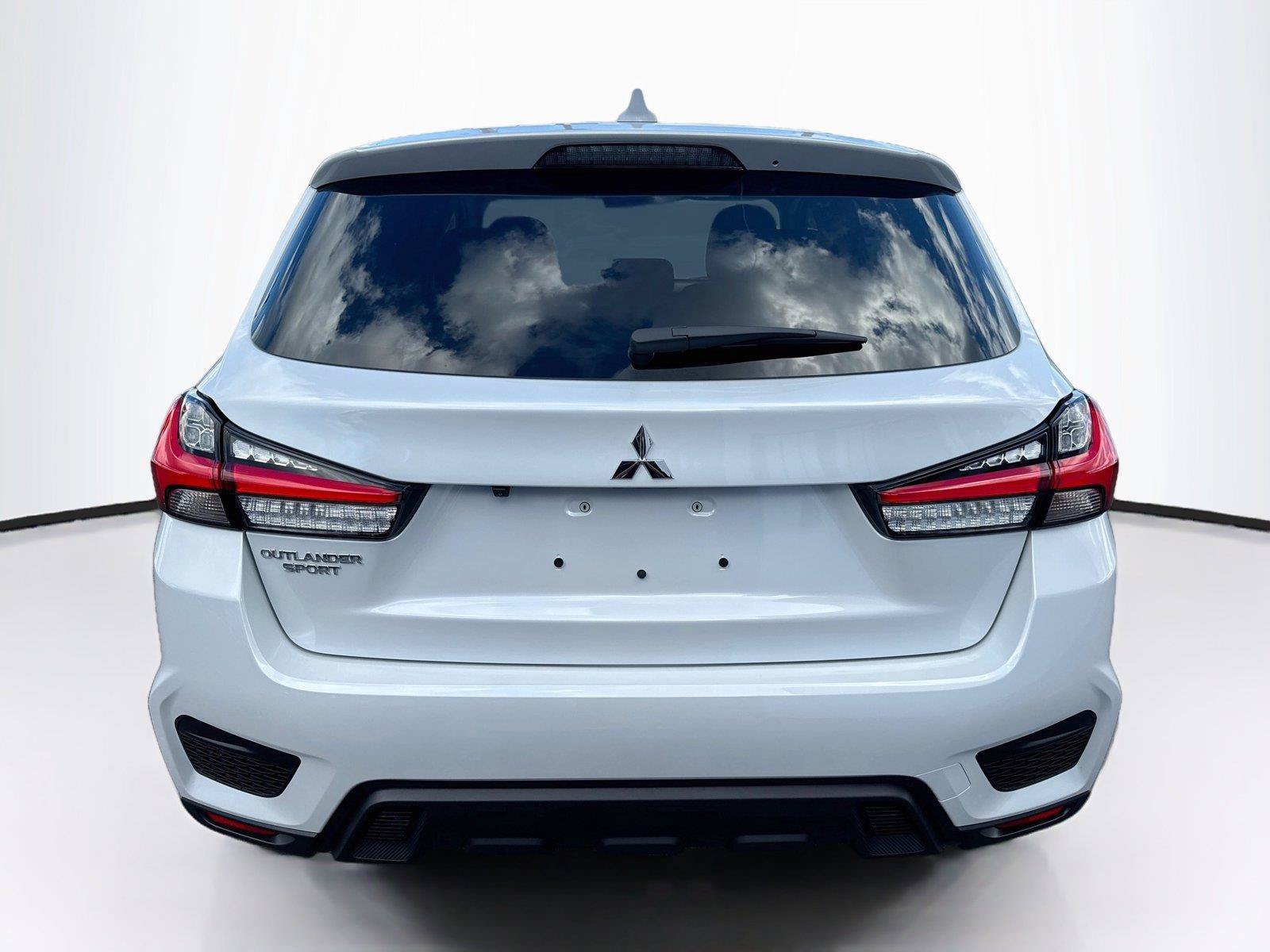 New 2027 Mitsubishi Outlander Sport FWD image 4