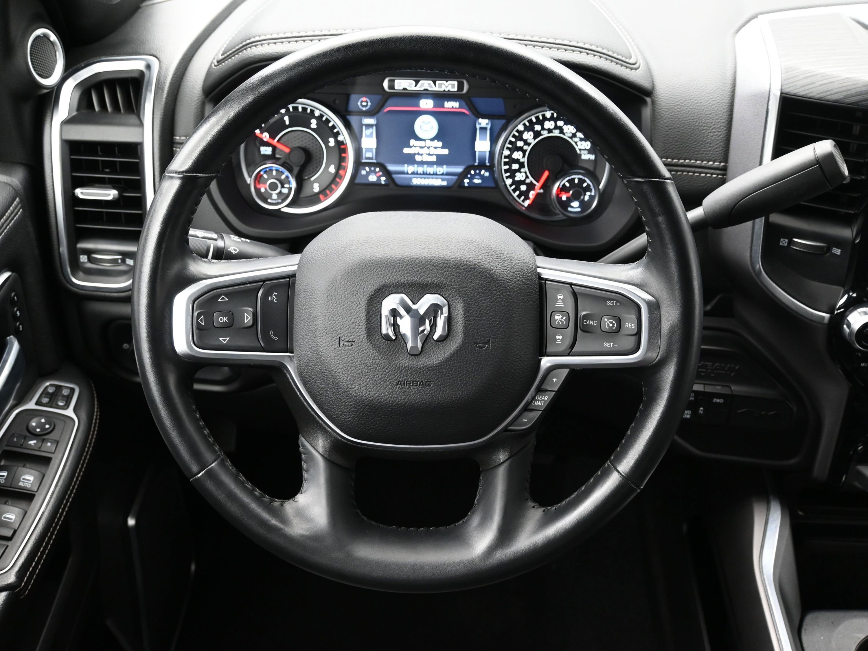 Used 2023 RAM 2500 Laramie AWD/4WD image 15