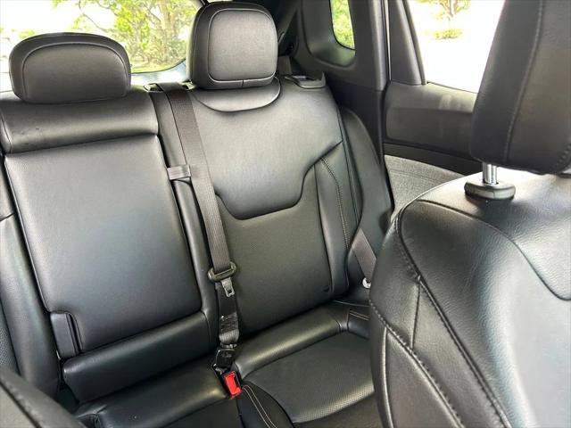 Certified 2023 Jeep Compass Latitude AWD/4WD image 15