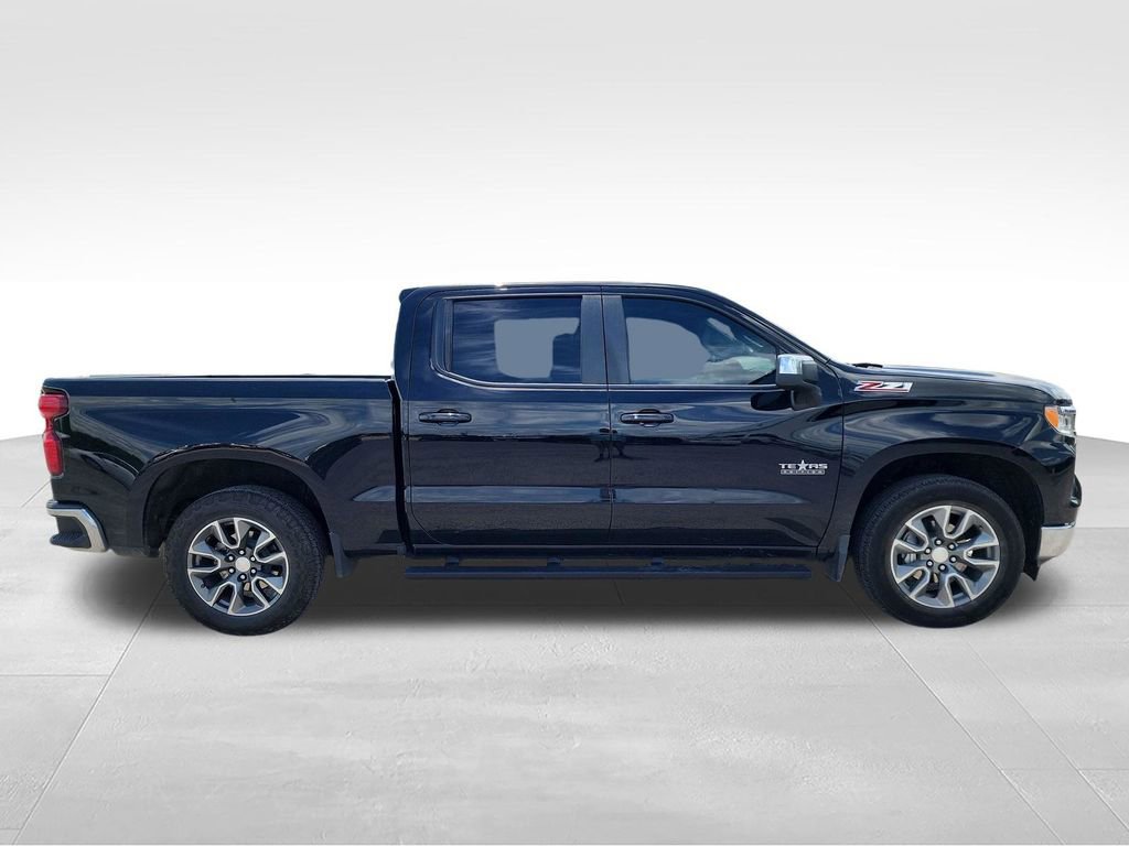 Used 2024 Chevrolet Silverado 1500 LT AWD/4WD image 10