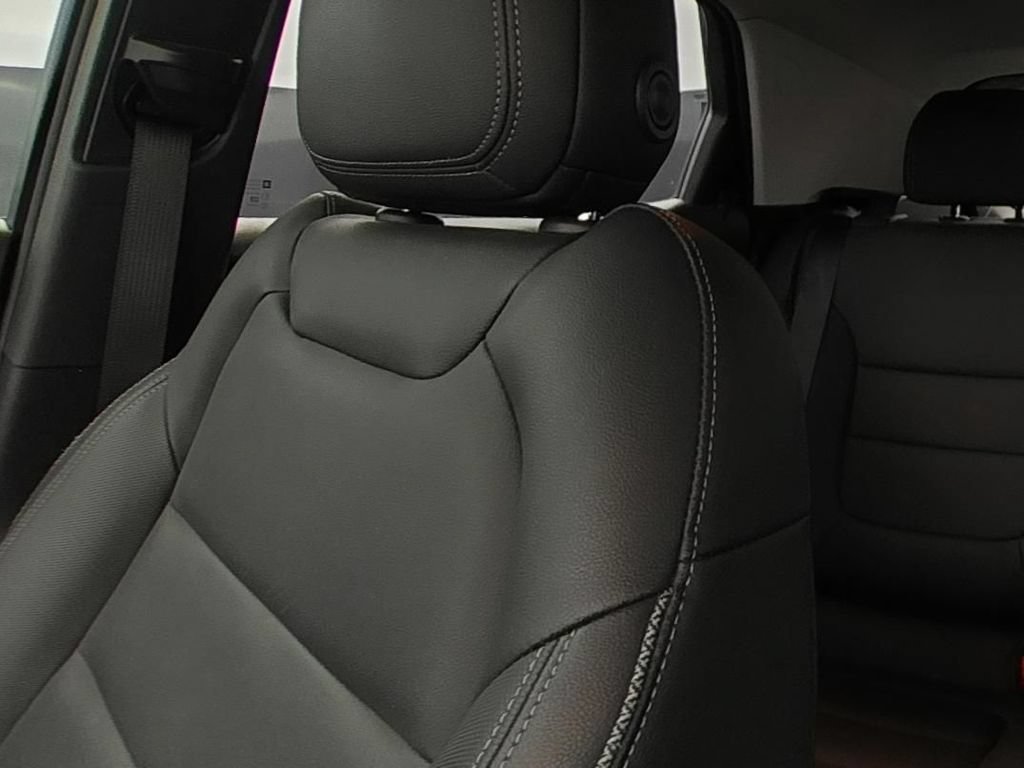 Used 2021 Chevrolet TrailBlazer LT w/ Sun and Liftgate Package FWD image 9