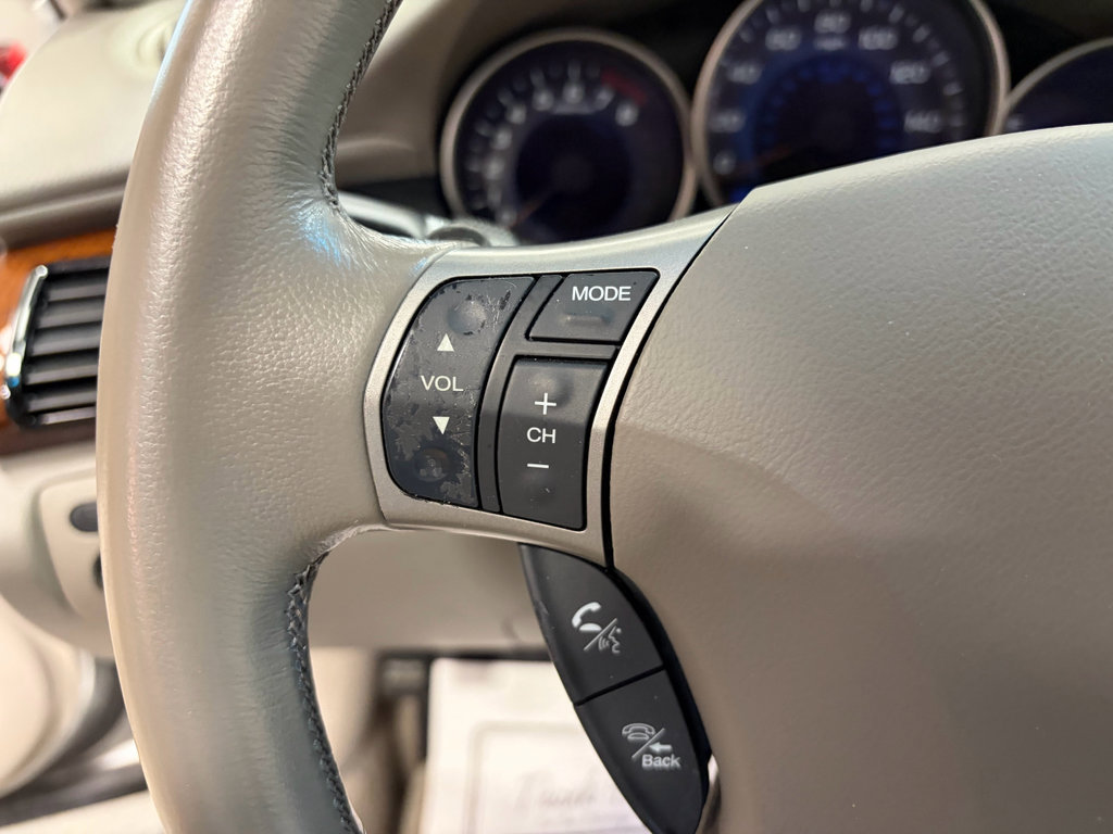 Used 2007 Acura RL w/ Technology Package AWD/4WD image 13