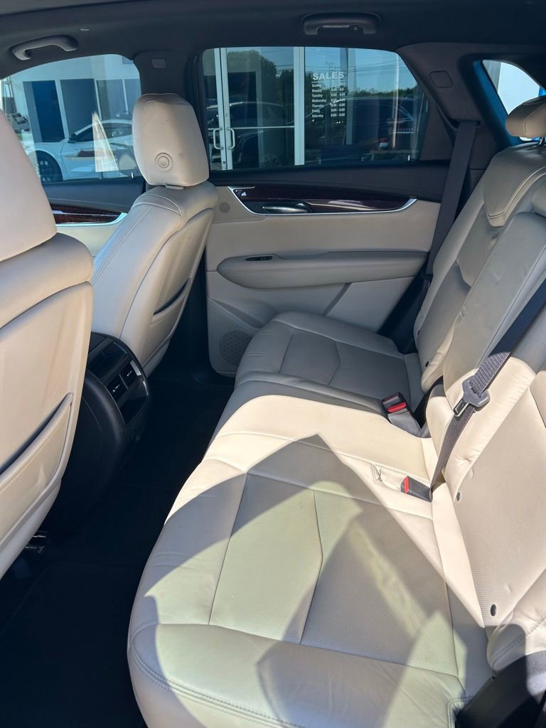Used 2017 Cadillac XT5 Premium Luxury w/ Driver Assist Package FWD image 13