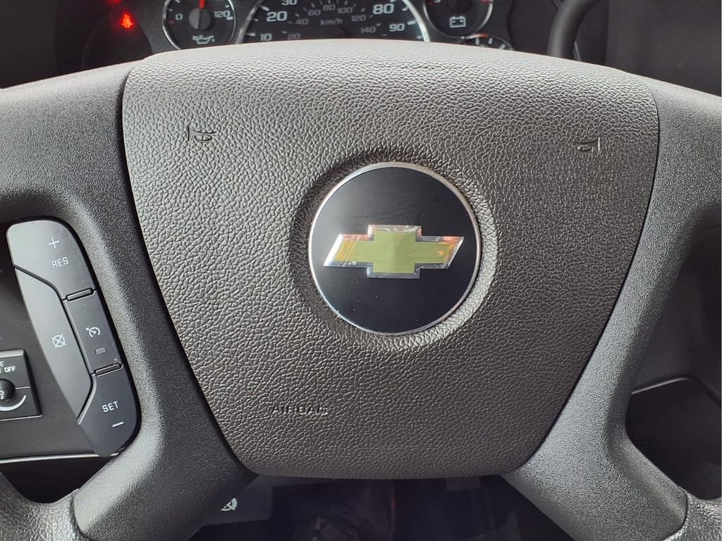 Used 2024 Chevrolet Express 2500 w/ Driver Convenience Package RWD image 16
