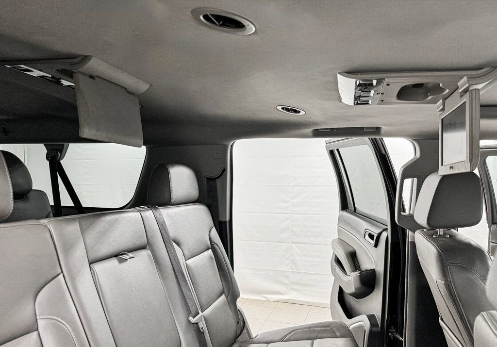 Used 2017 Chevrolet Suburban LT image 9