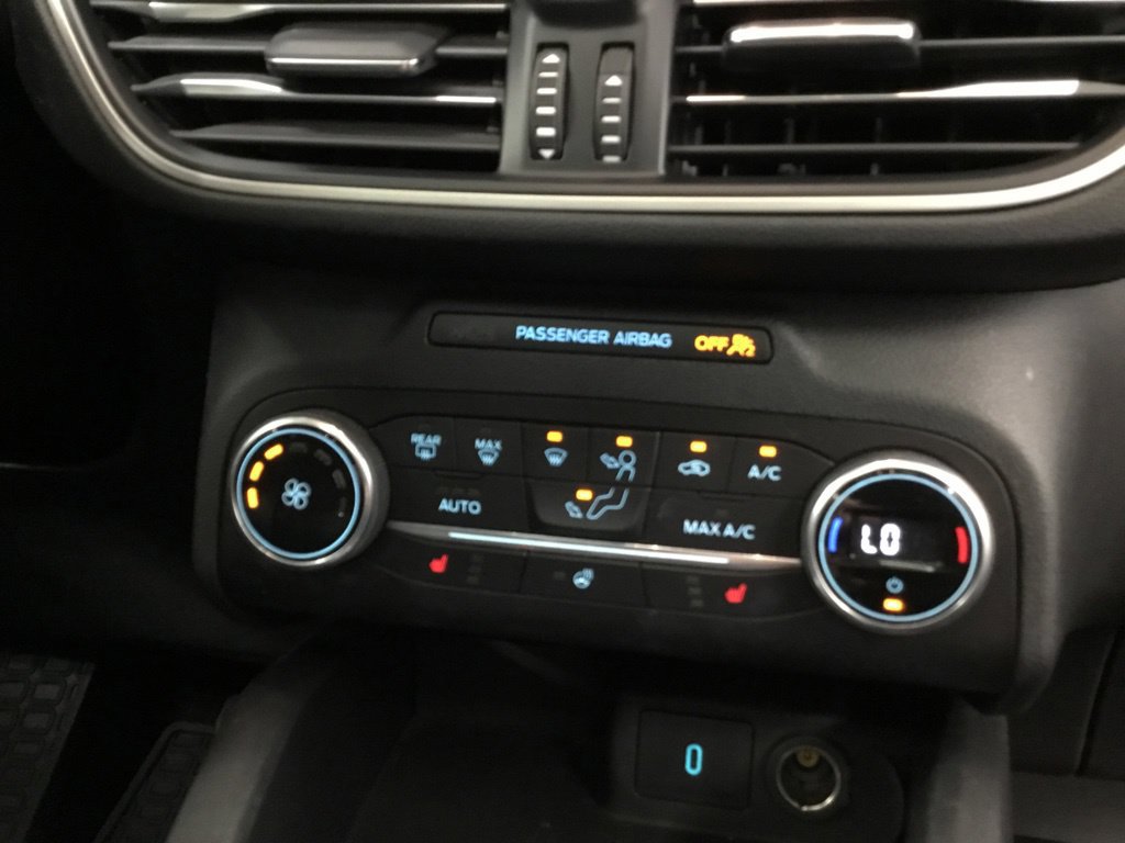 Used 2020 Ford Escape SEL AWD/4WD image 24