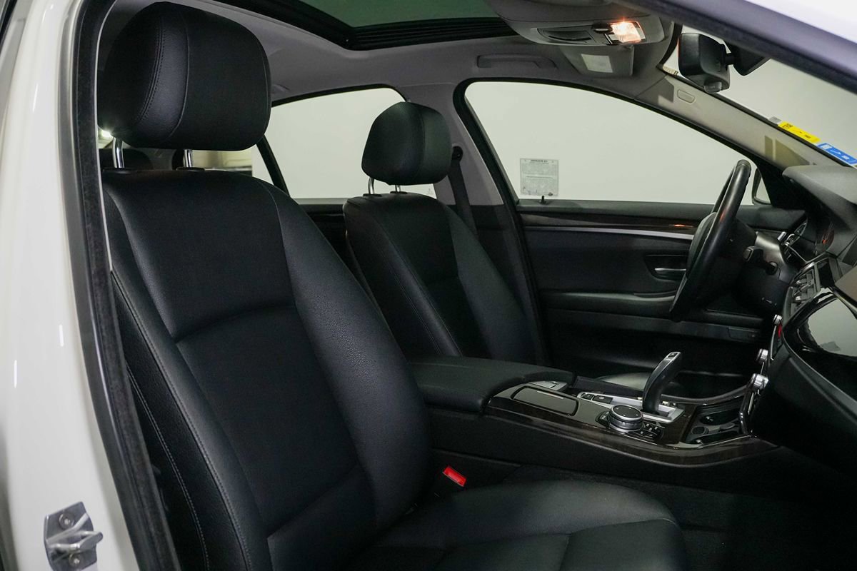 Used 2015 BMW 528i Sedan RWD image 24