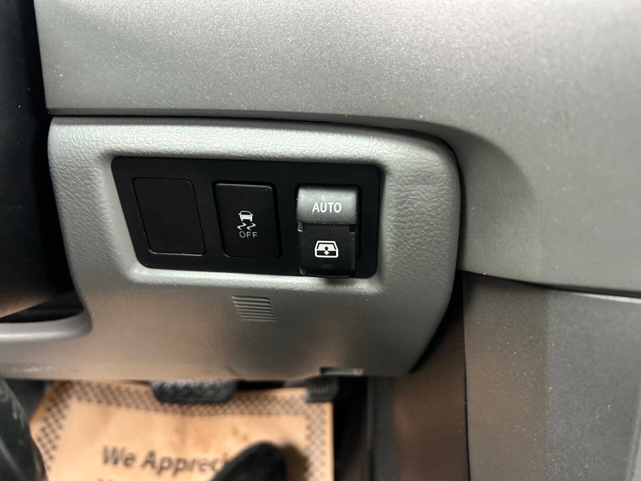 Used 2014 Toyota Sequoia SR5 image 24