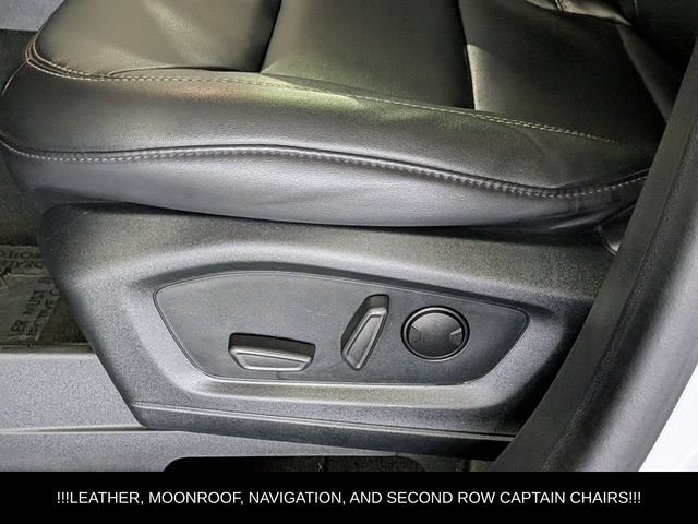 Used 2023 Ford Explorer XLT AWD/4WD image 14