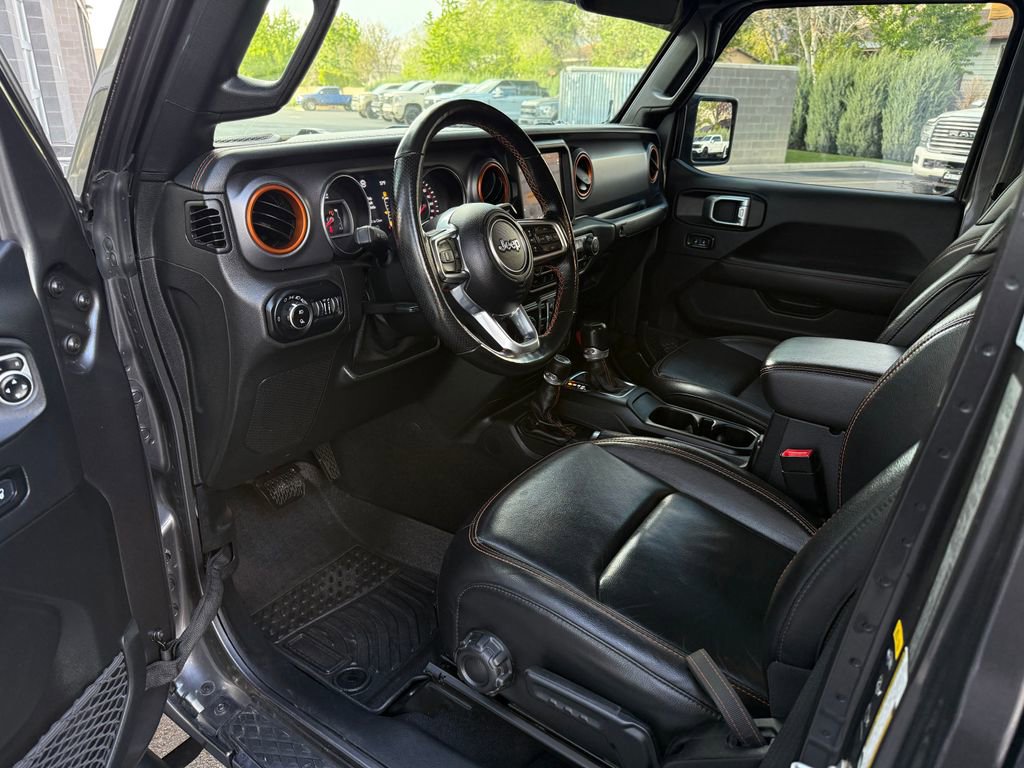 Used 2020 Jeep Gladiator Mojave w/ Dual Top Group AWD/4WD image 37