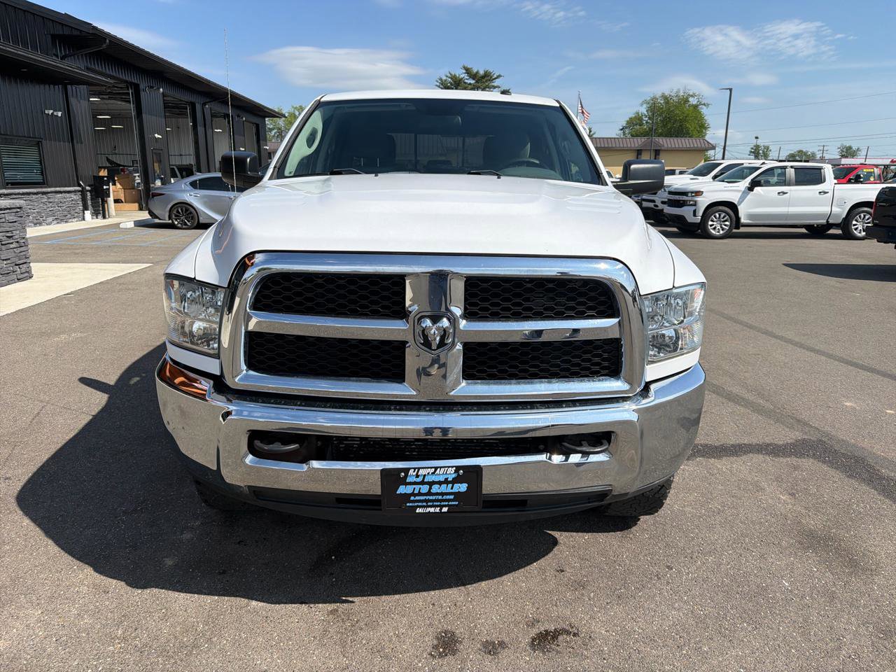 Used 2017 RAM 2500 SLT image 2