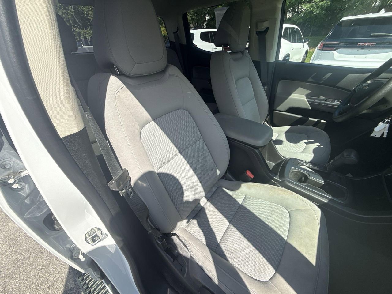 Certified 2019 Chevrolet Colorado W/T w/ Custom Special Edition image 30