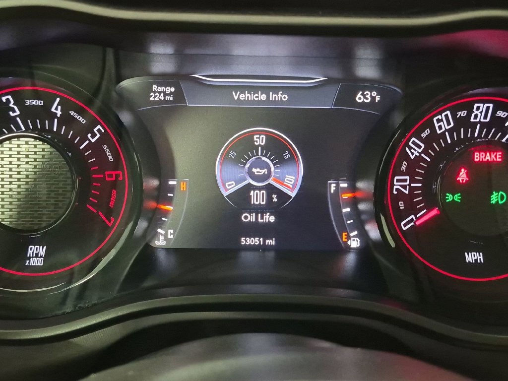 Used 2019 Dodge Challenger R/T w/ Blacktop Package RWD image 22