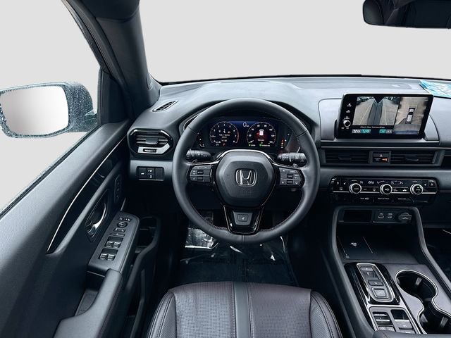 Certified 2025 Honda Pilot Black Edition image 24