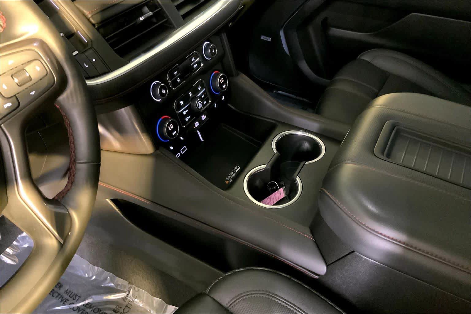 Used 2023 Chevrolet Tahoe RST w/ Luxury Package AWD/4WD image 16