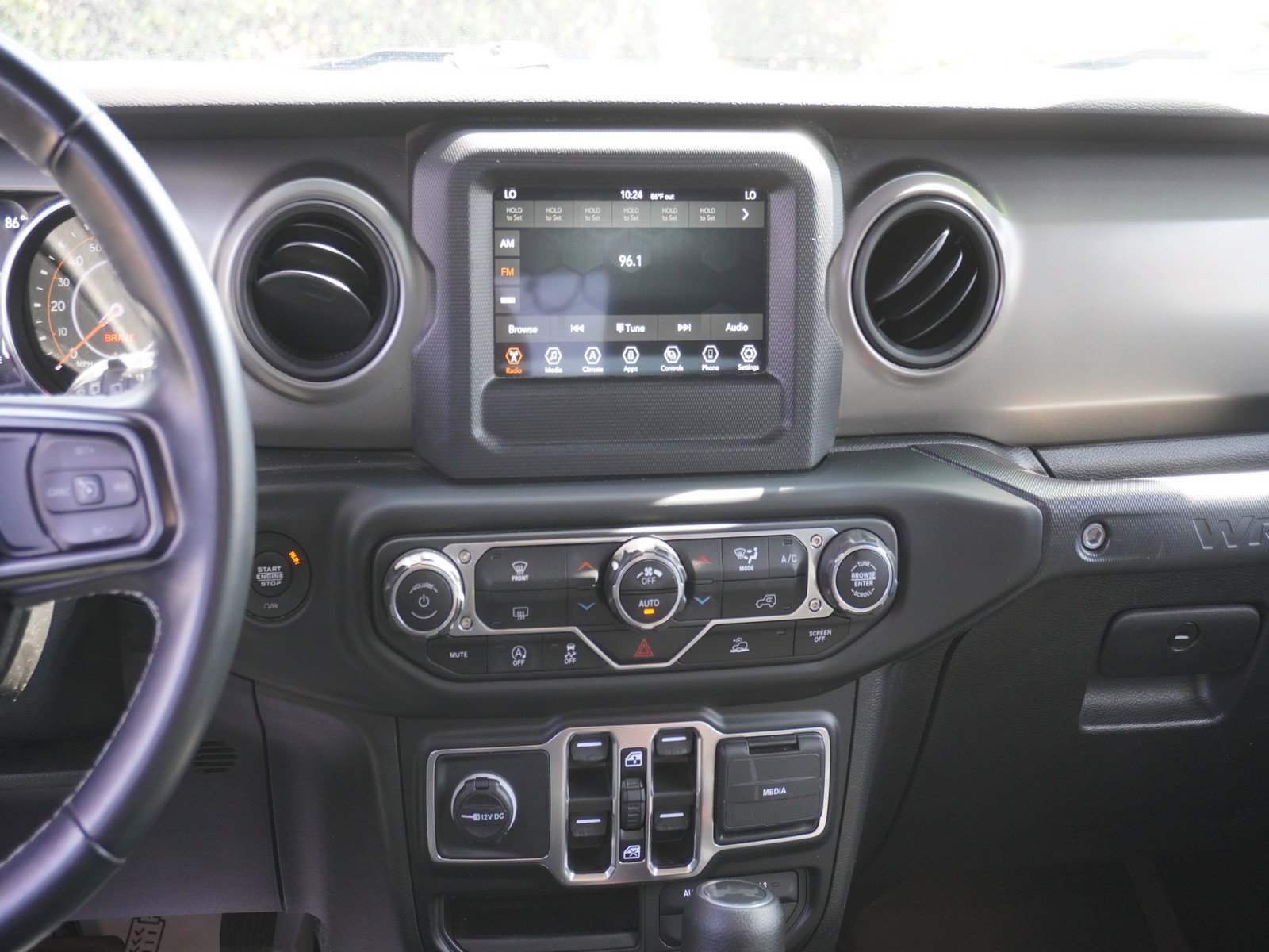 Used 2021 Jeep Wrangler Unlimited Sport AWD/4WD image 17