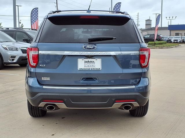 Used 2018 Ford Explorer XLT w/ Equipment Group 202A image 5
