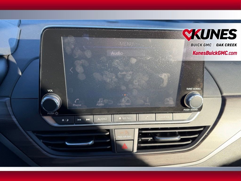 Used 2024 Nissan Altima 2.5 SV image 18