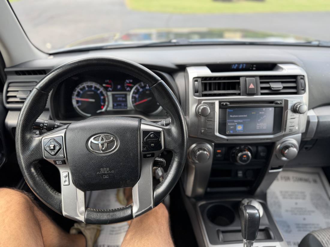 Used 2019 Toyota 4Runner SR5 AWD/4WD image 12