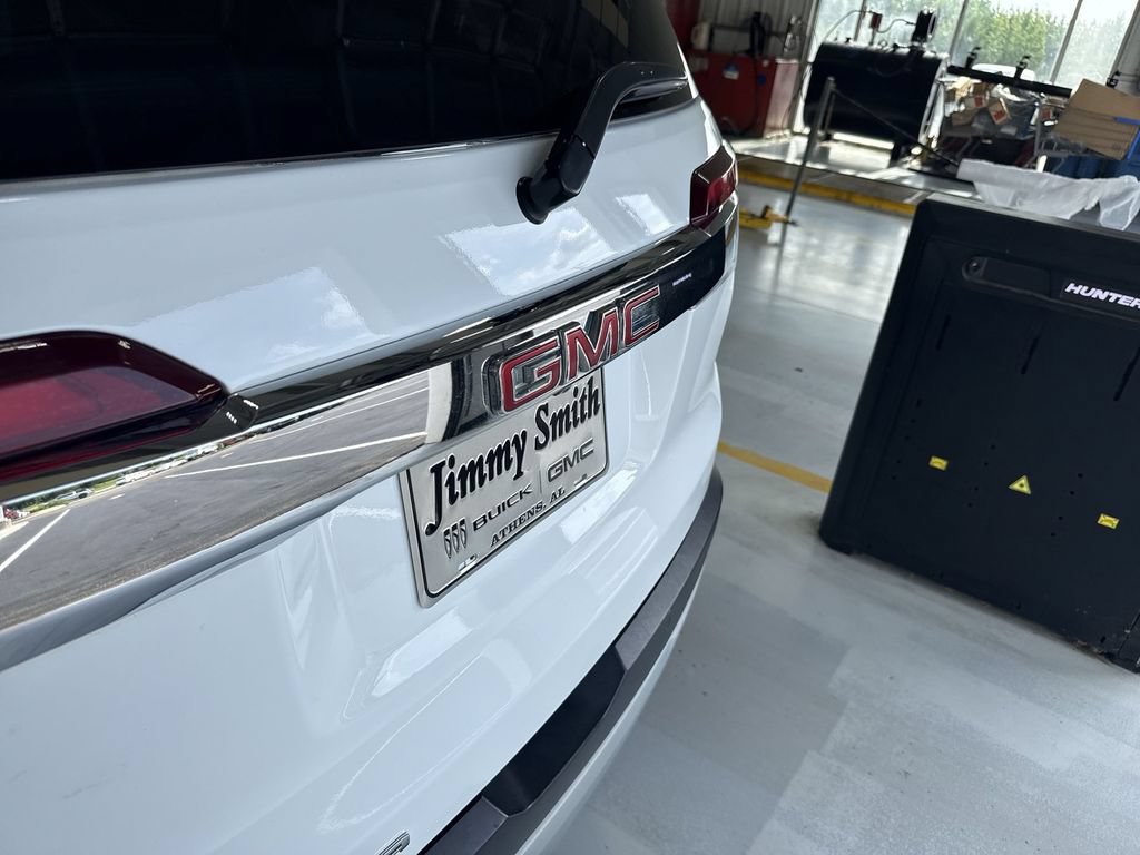 Certified 2022 GMC Acadia SLT FWD image 38
