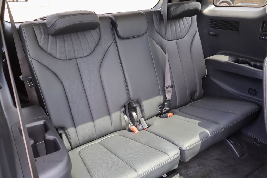 Used 2025 Hyundai Palisade Limited image 11