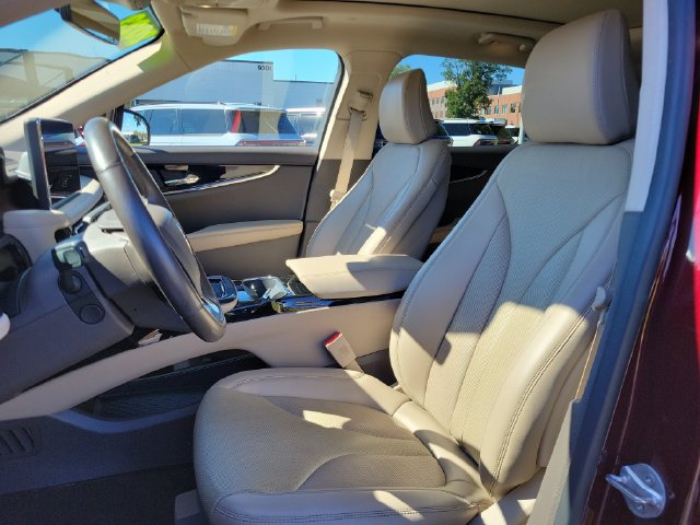 Used 2023 Lincoln Nautilus Reserve AWD/4WD image 5