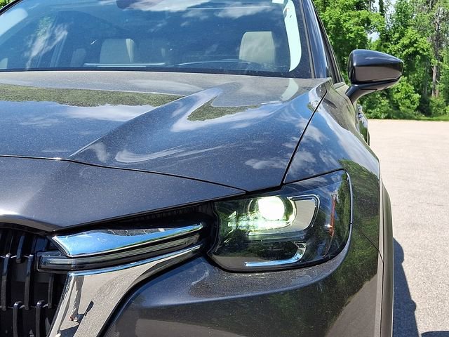 Used 2024 MAZDA CX-90 Plug-In Hybrid w/ Premium Plus AWD/4WD image 11