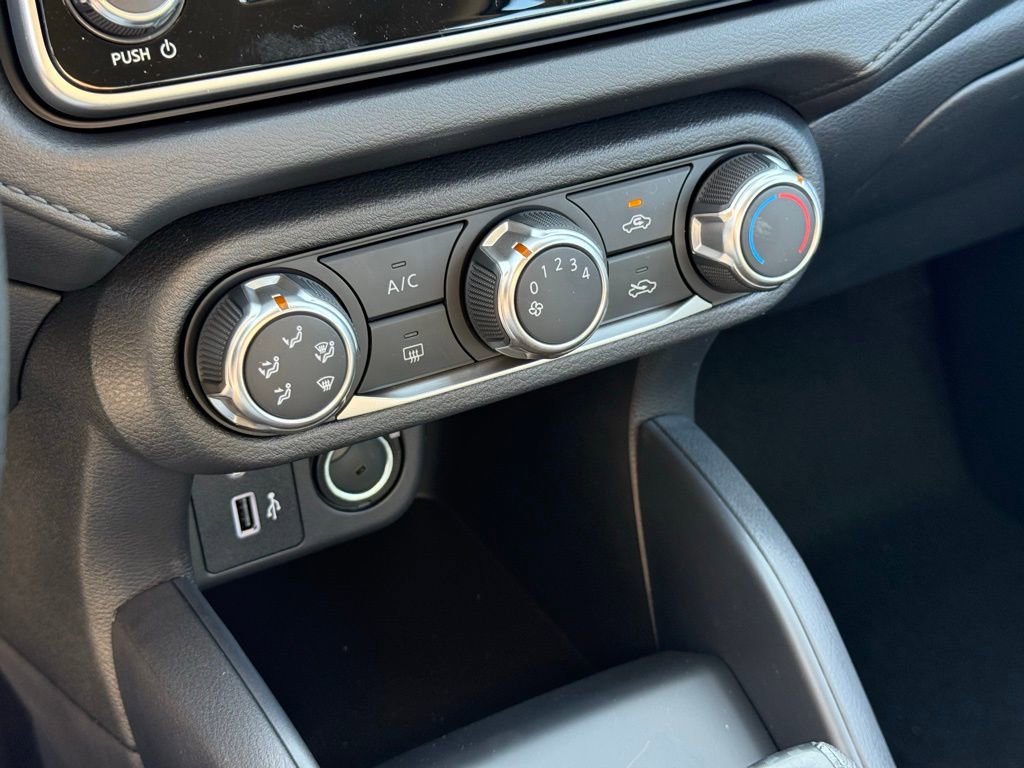 New 2025 Nissan Versa S w/ Trunk Package image 12