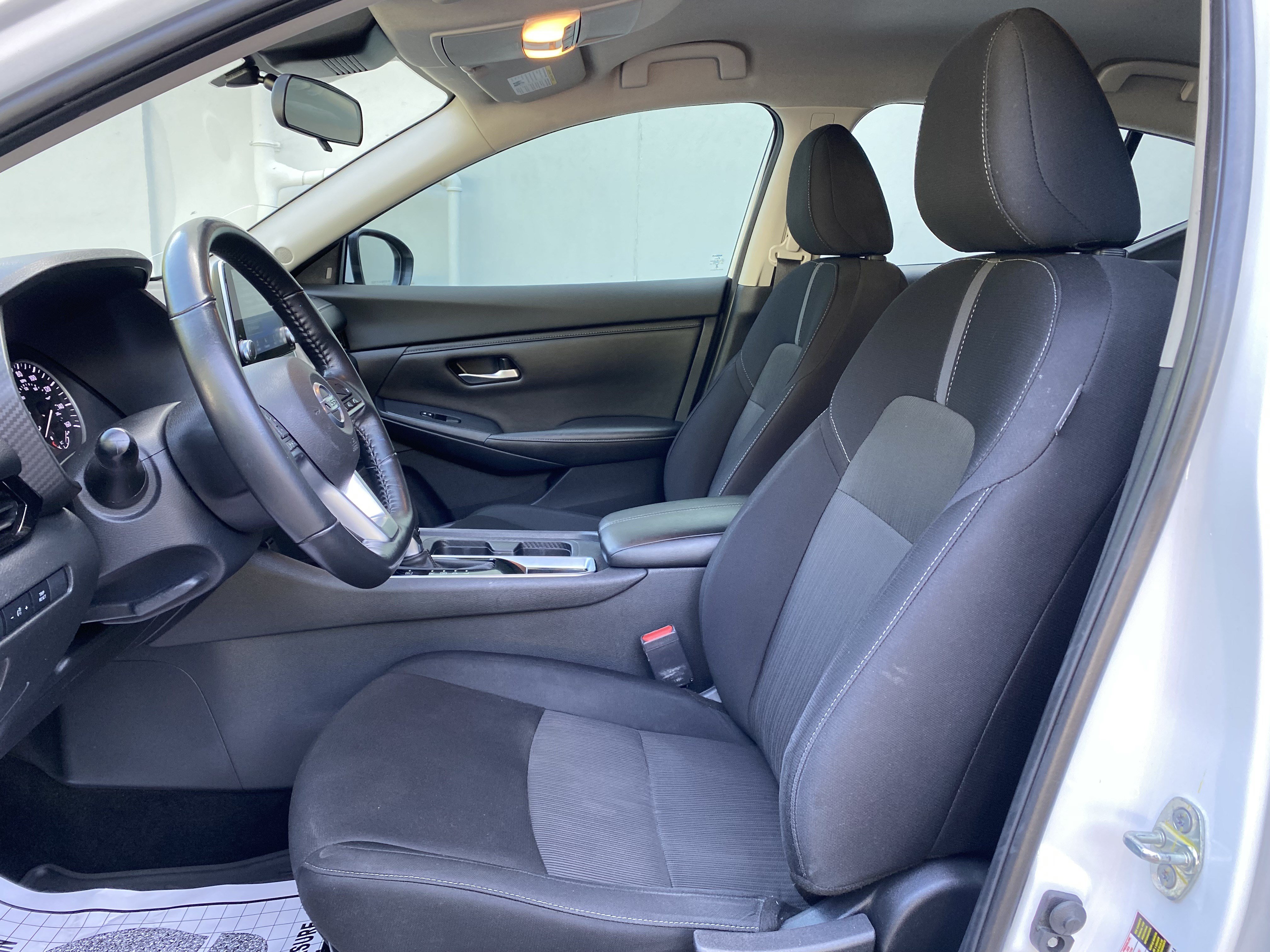 Used 2022 Nissan Sentra SV w/ Trunk Package FWD image 15