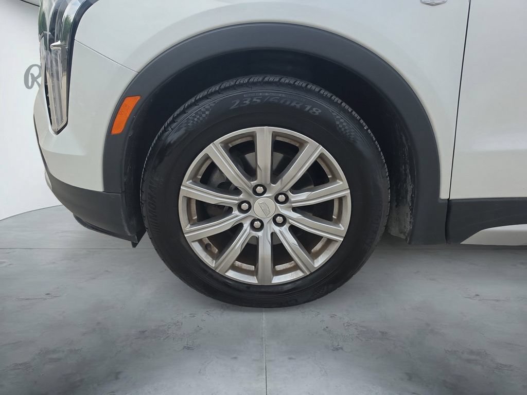 Used 2019 Cadillac XT4 Premium Luxury FWD image 17