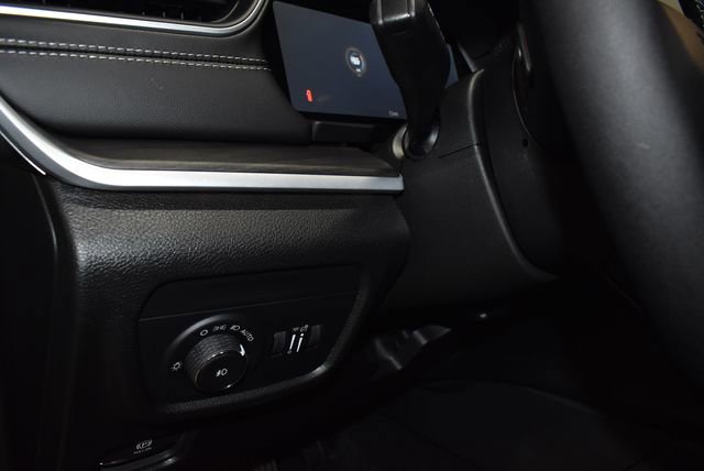 New 2025 Jeep Grand Cherokee Limited w/ Trailer Tow Package image 25