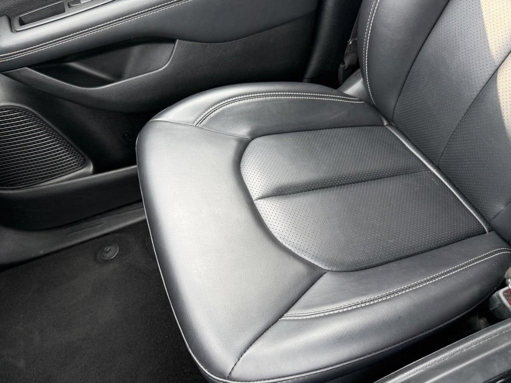 Used 2024 Chrysler Pacifica Limited FWD image 20