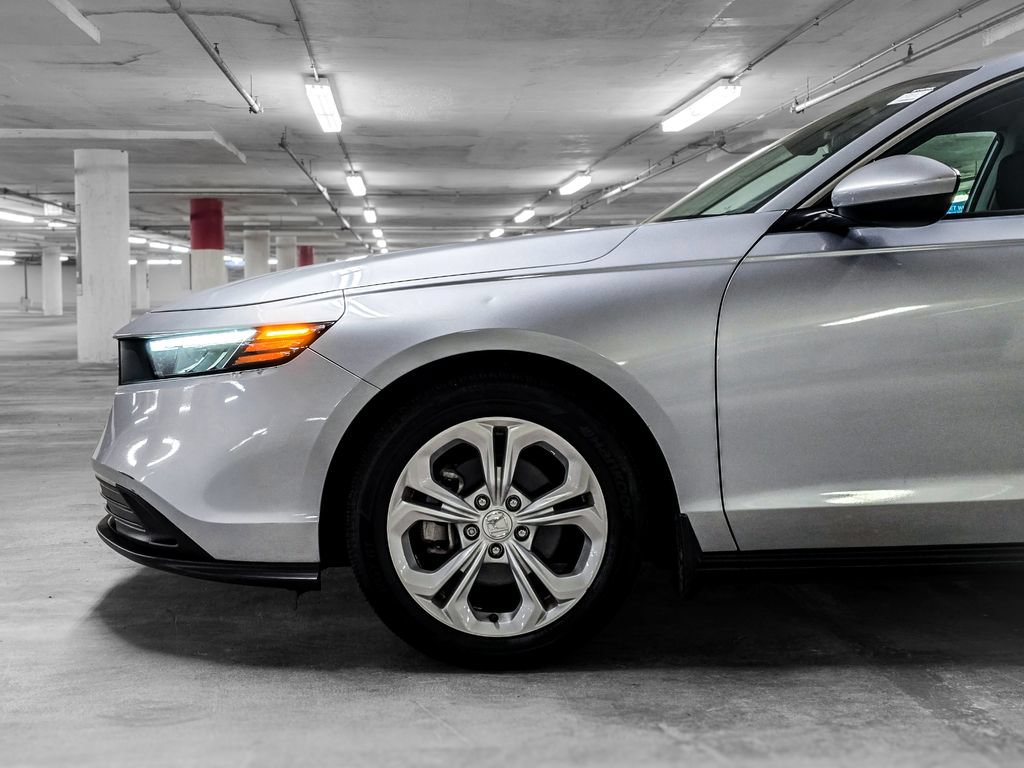 Used 2023 Honda Accord LX image 13
