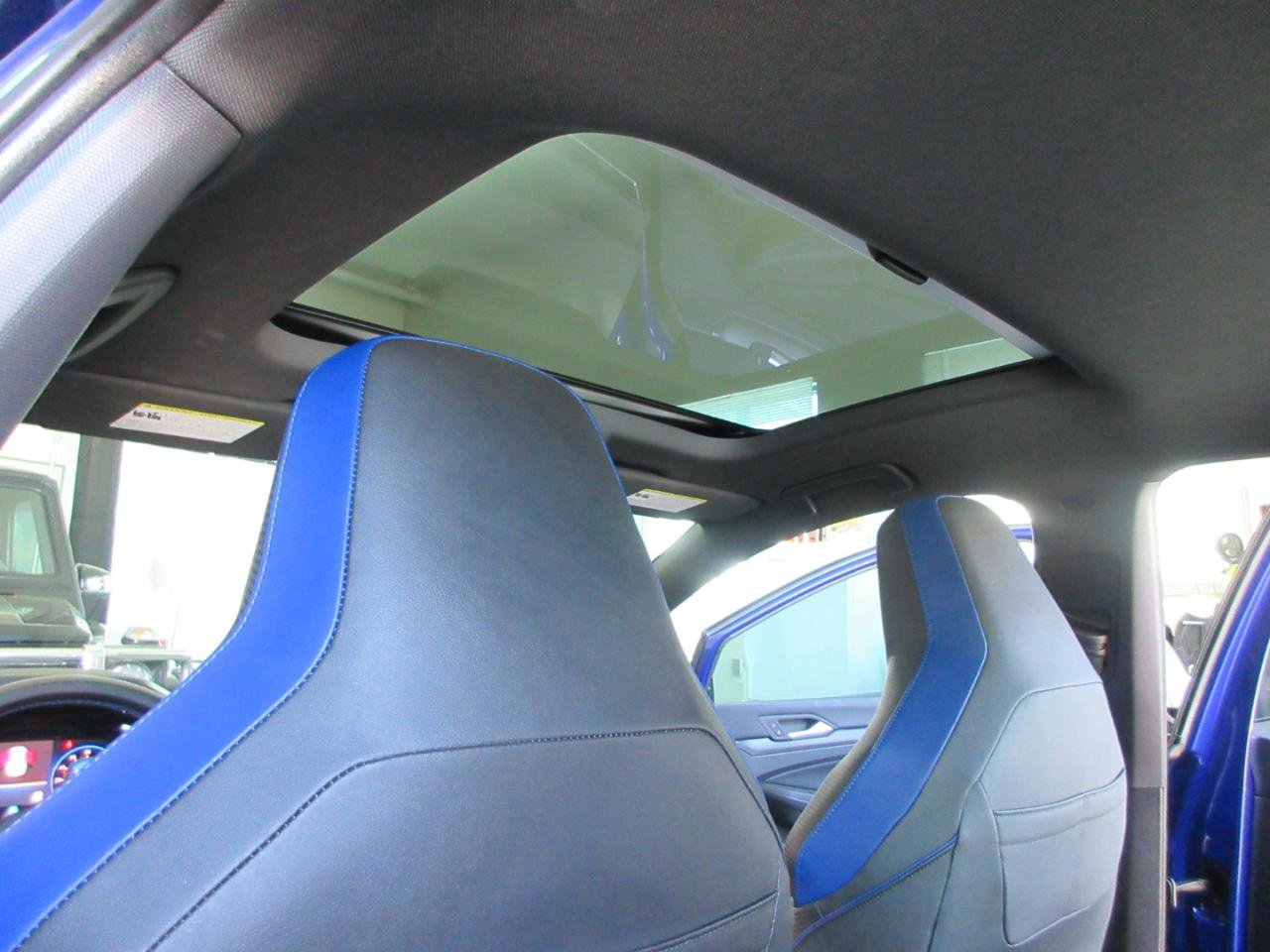 Used 2022 Volkswagen Golf R AWD/4WD image 71