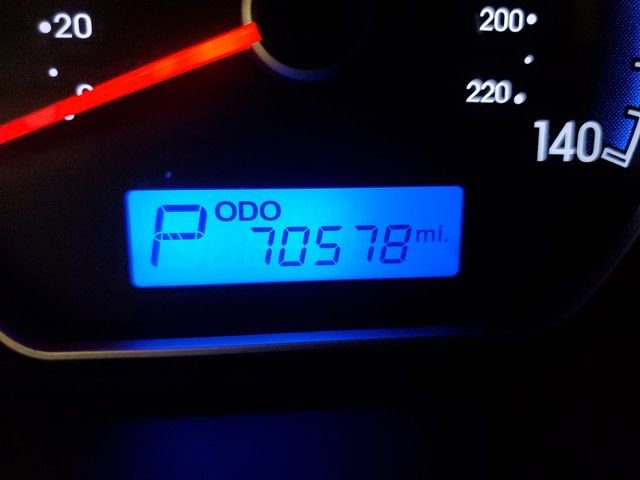 Used 2010 Hyundai Elantra GLS image 17