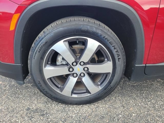 Used 2022 Chevrolet Traverse LT w/ LT Premium Package AWD/4WD image 24