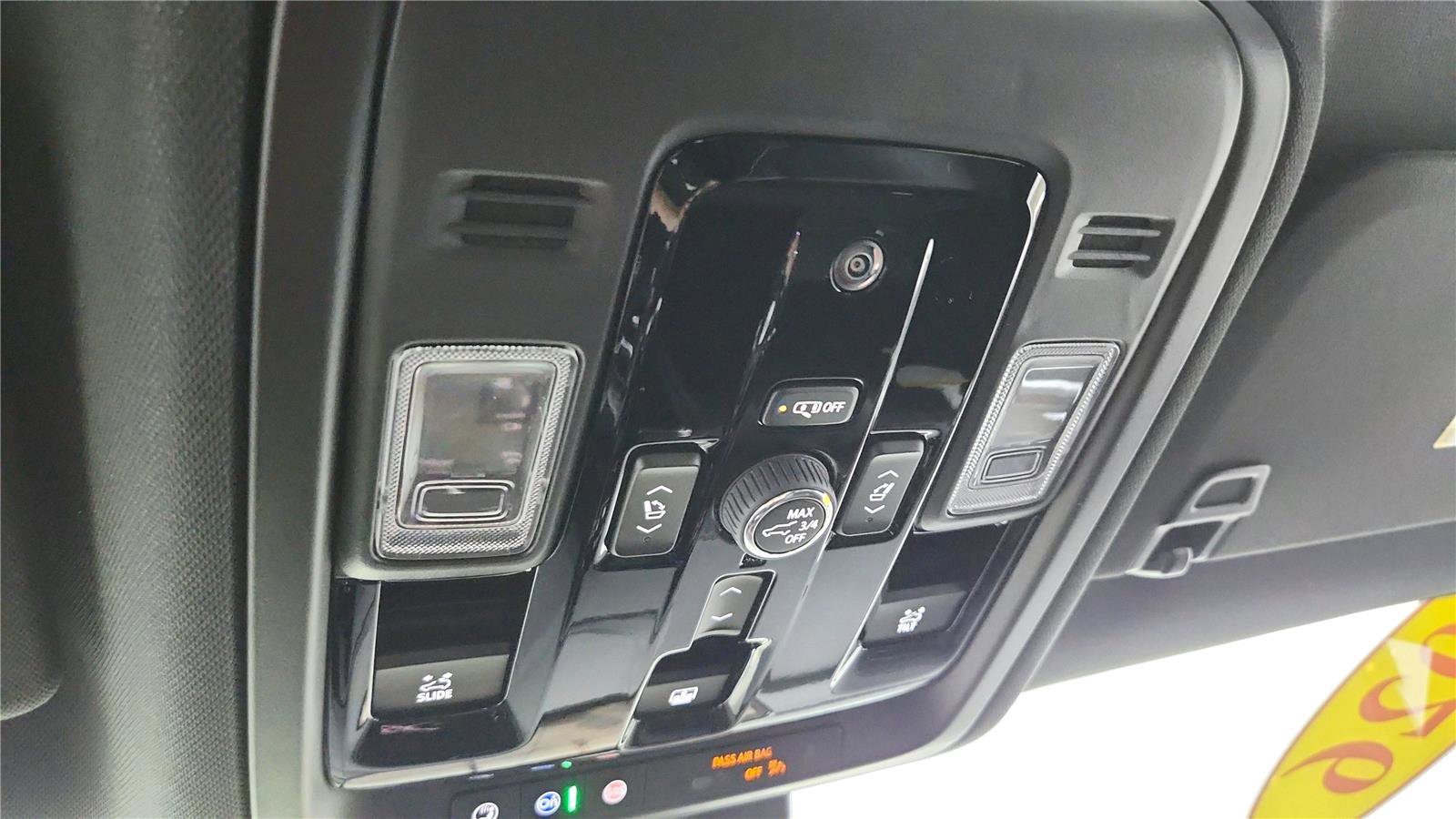 New 2026 GMC Yukon Elevation w/ Elevation Premium Package AWD/4WD image 31