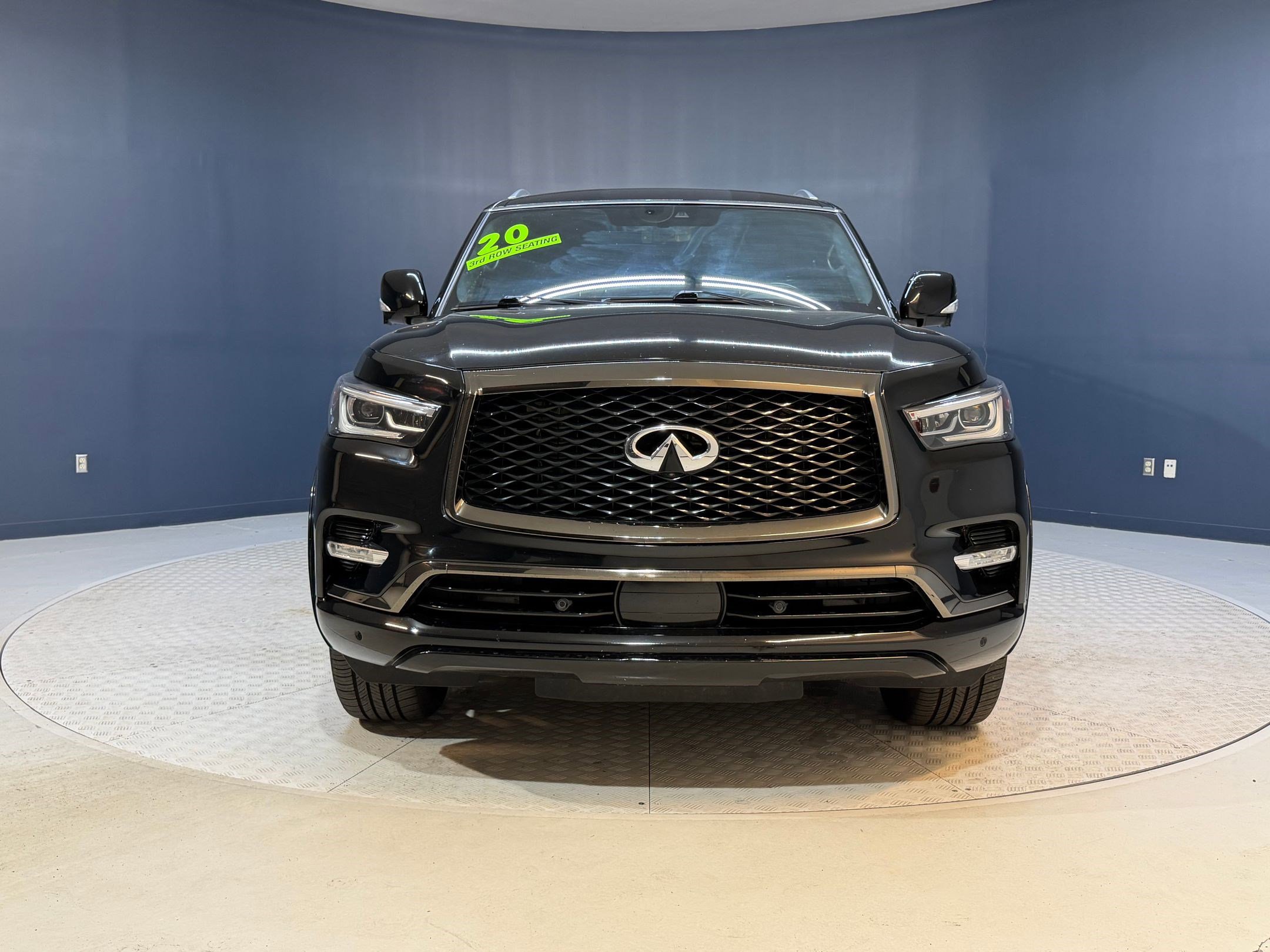 Used 2020 INFINITI QX80 Luxe w/ Edition 30 Package RWD image 6