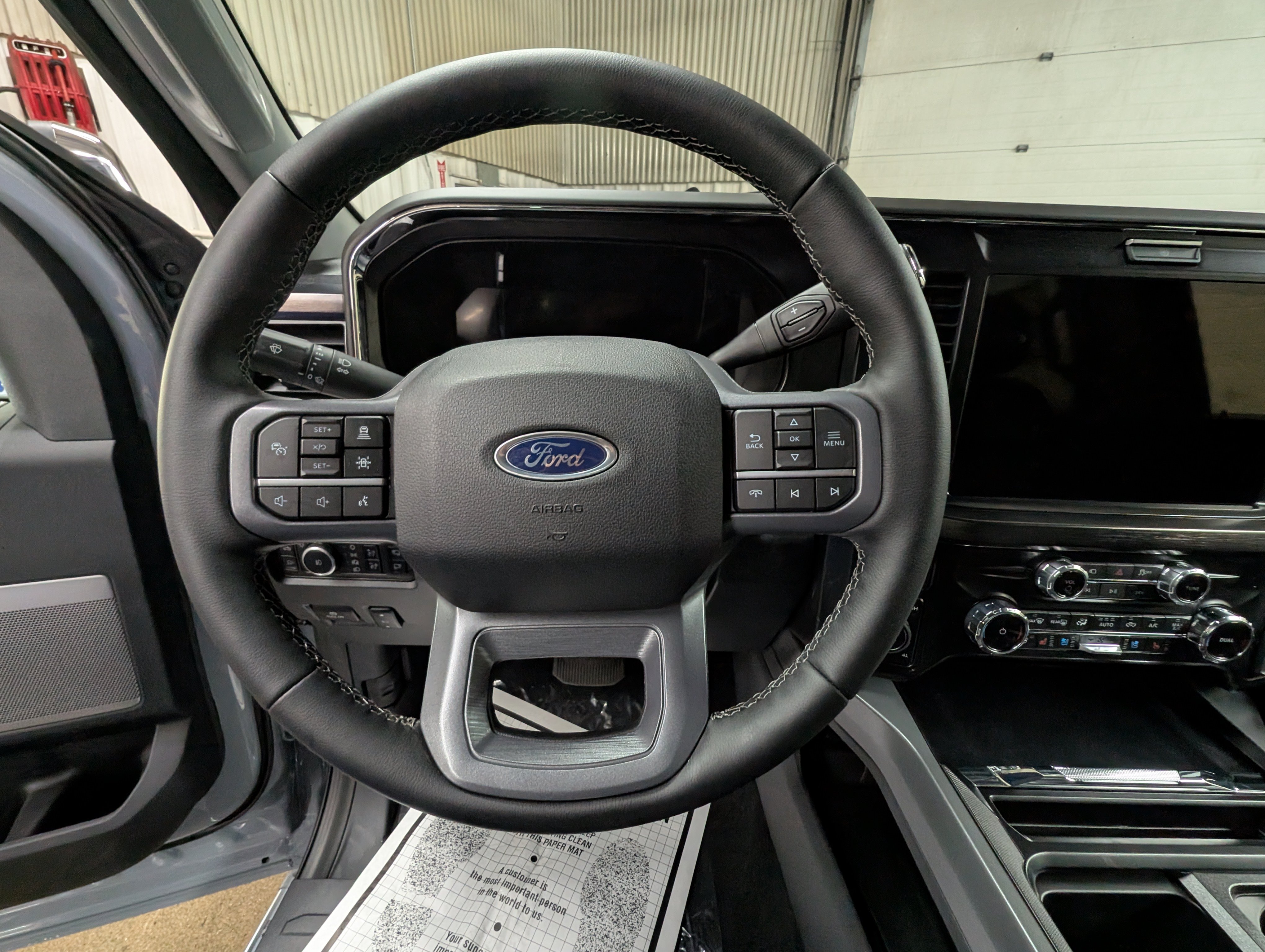 New 2026 Ford F350 Lariat w/ Lariat Ultimate Package AWD/4WD image 10