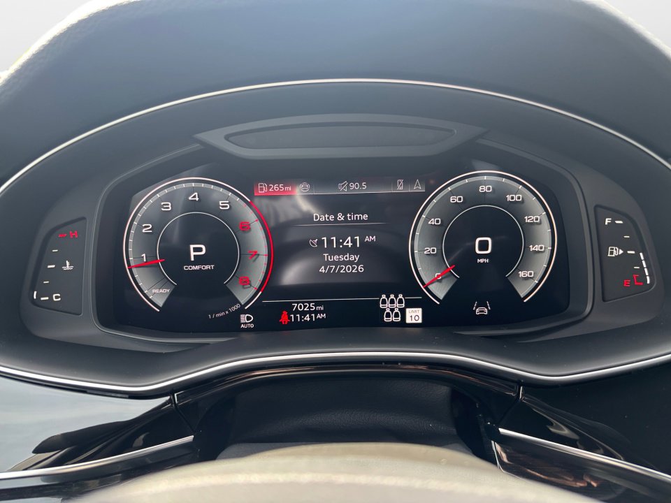 Certified 2026 Audi Q7 3.0T Premium Plus image 11