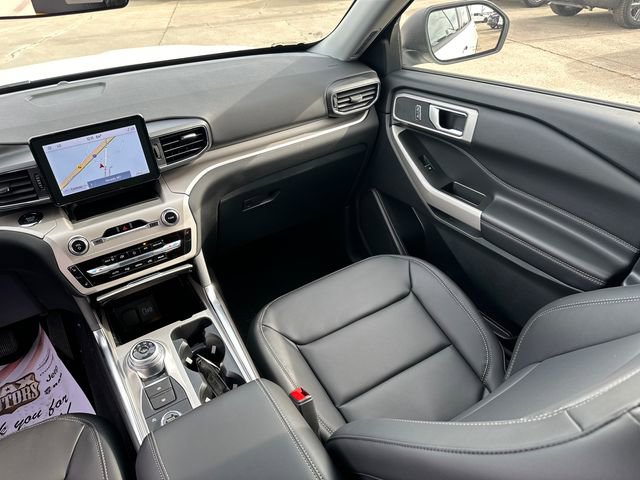 New 2024 Ford Explorer XLT w/ Equipment Group 202A image 20