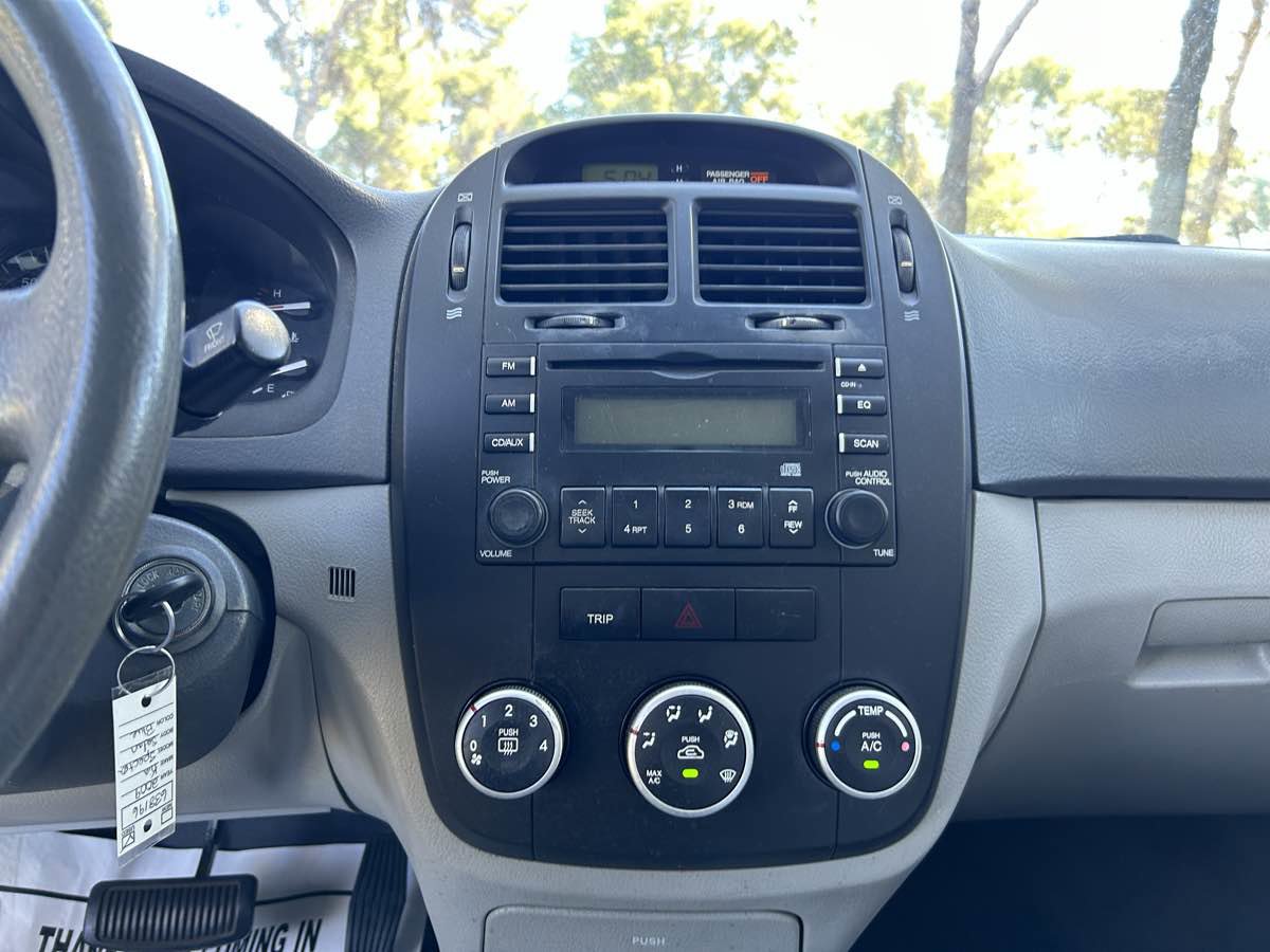 Used 2009 Kia Spectra EX image 14