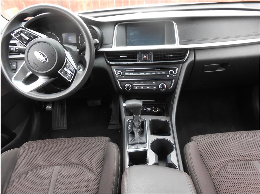 Used 2020 Kia Optima LX image 11