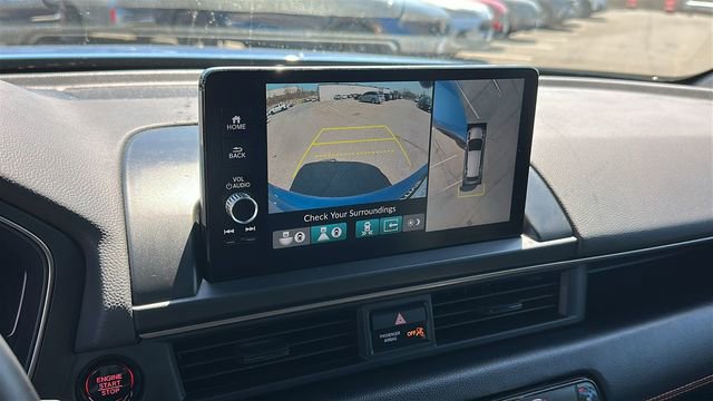 Used 2025 Honda Pilot TrailSport image 17