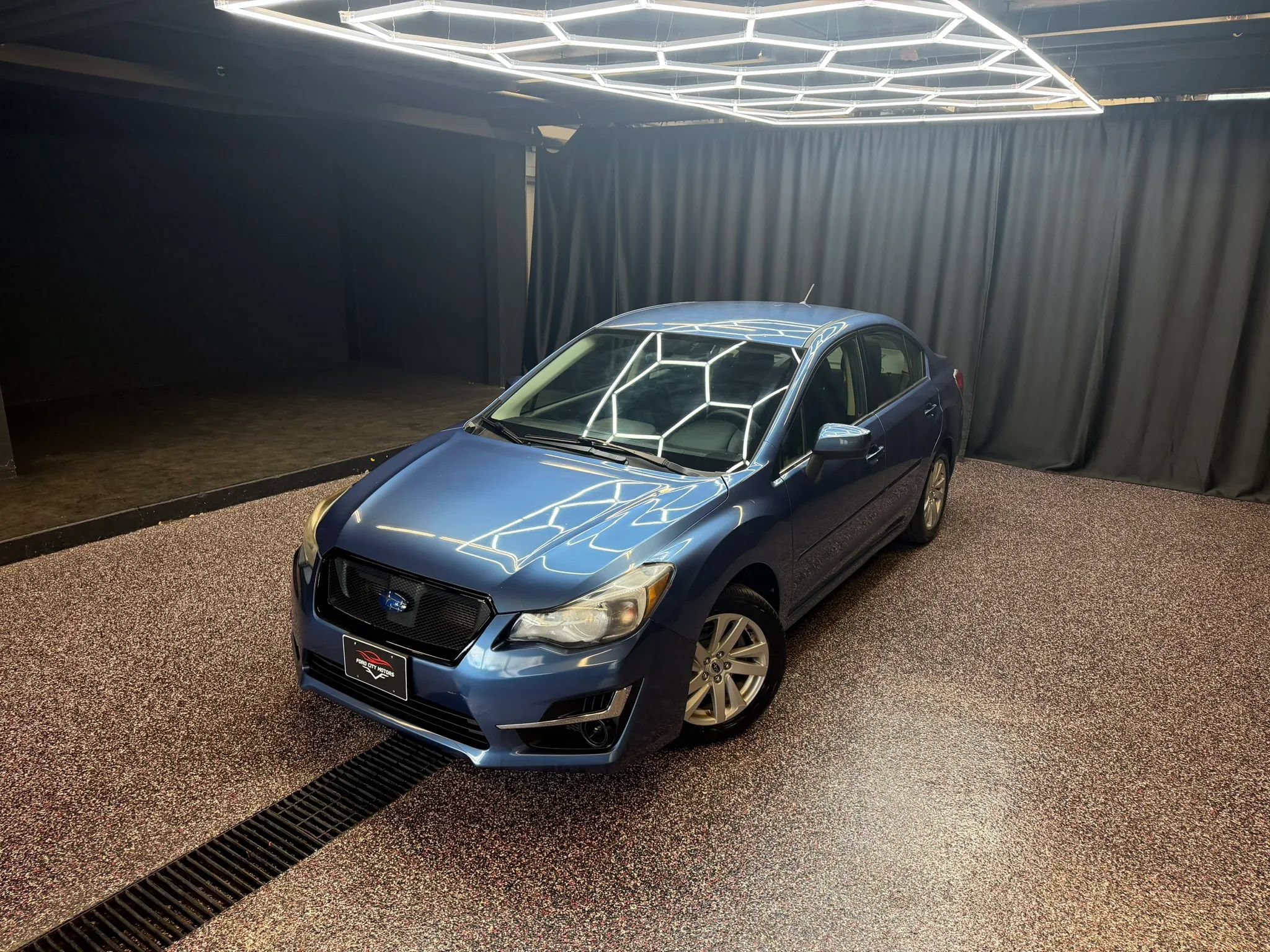 Used 2015 Subaru Impreza 2.0i Premium AWD/4WD image 2