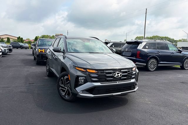 New 2026 Hyundai Tucson SEL Plus AWD/4WD image 1