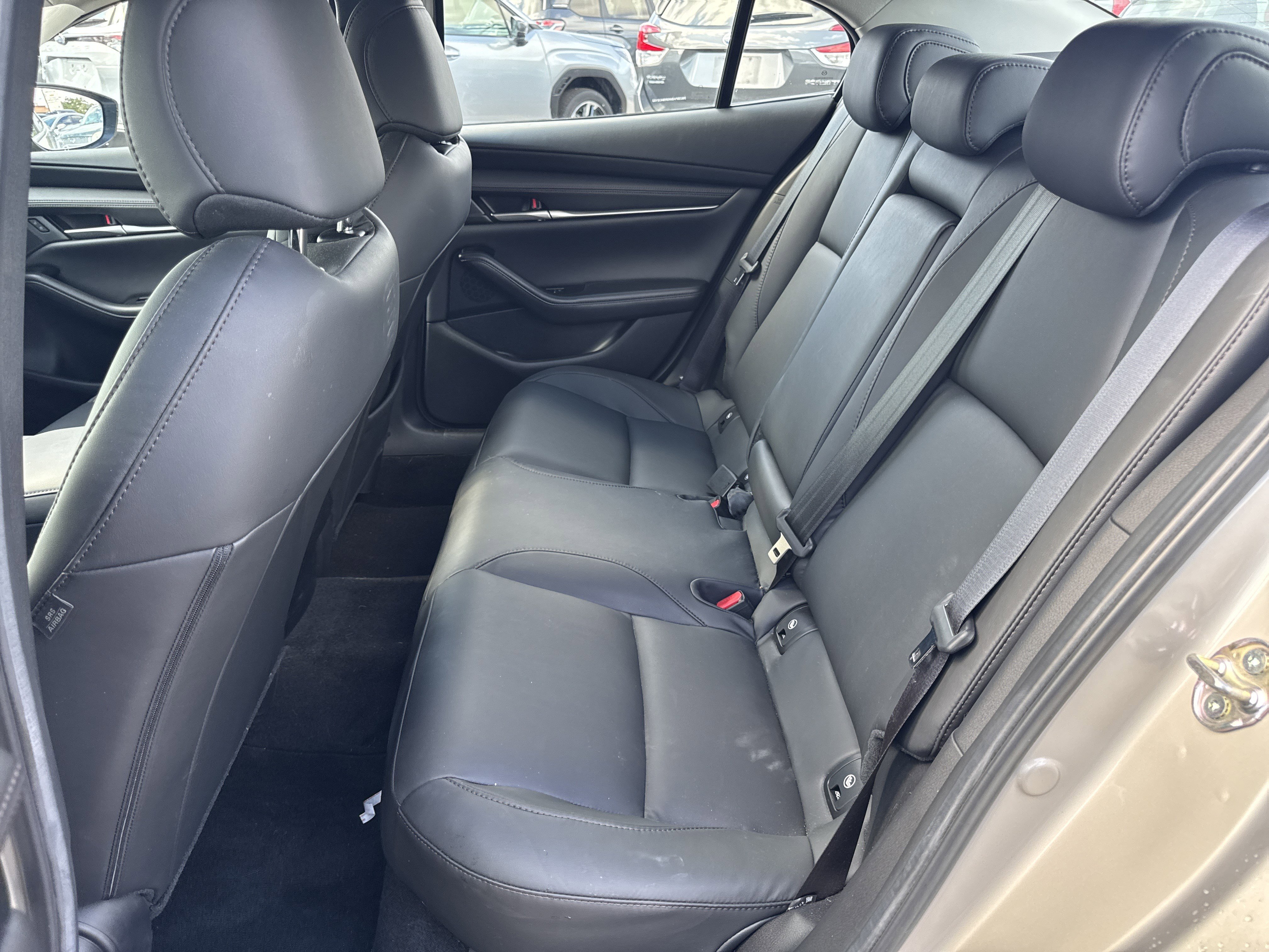 Used 2024 MAZDA MAZDA3 s image 27