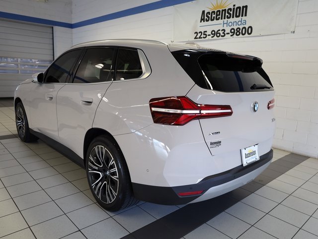 Used 2025 BMW X3 xDrive30i w/ Premium Package image 12