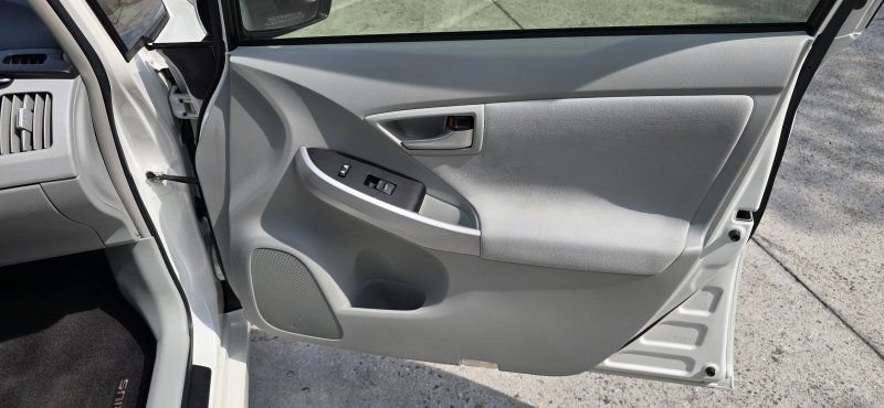 Used 2012 Toyota Prius Three FWD image 17